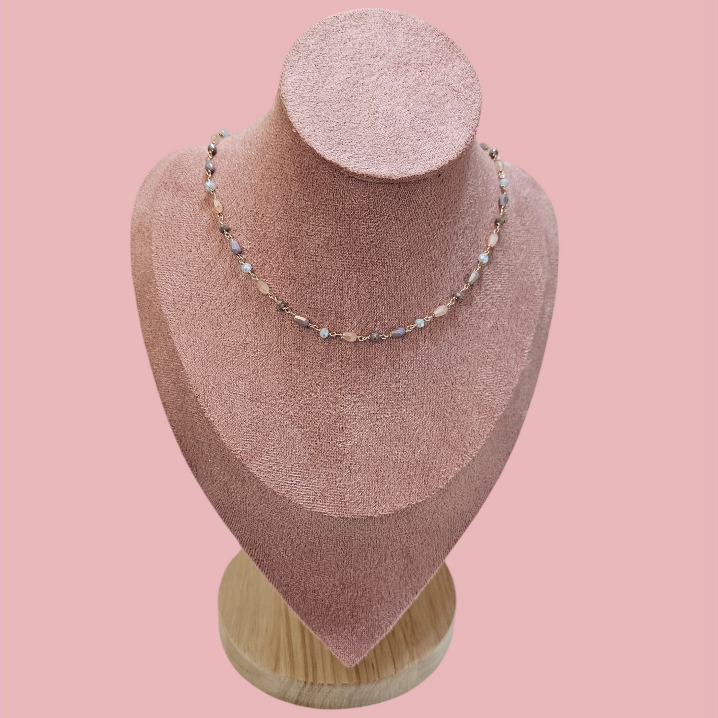 Collana cristalli lilla,azzurro,rosa cipria